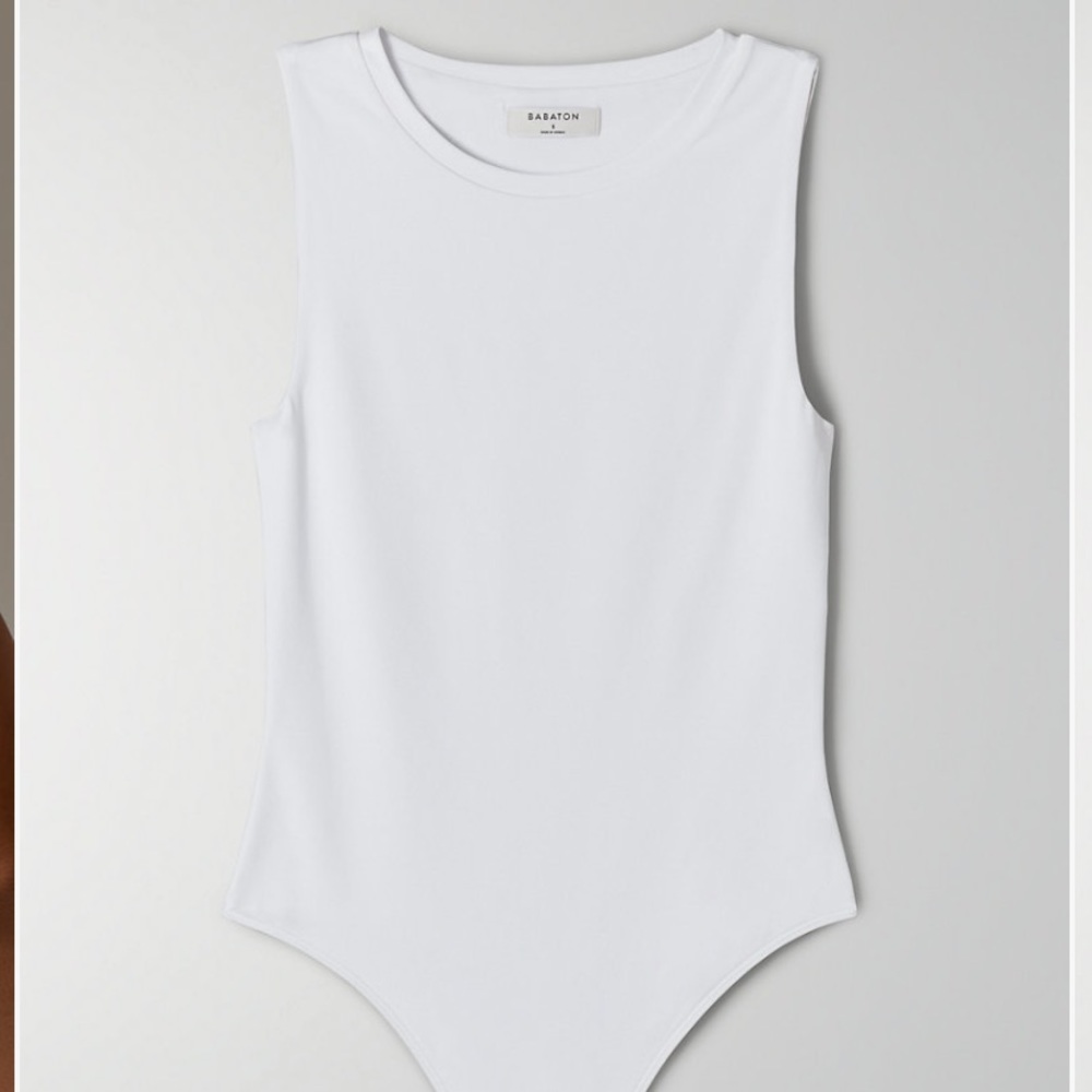 Babaton contour muscle bodysuit